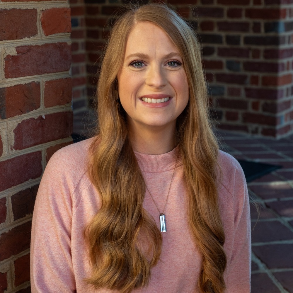 Meet your Posher, Lacey